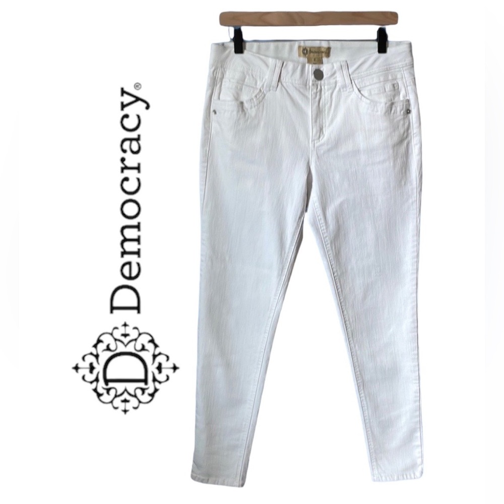 Democracy “Ab” Technology Jeans Size 8 White Skinny Ankle Mid Rise